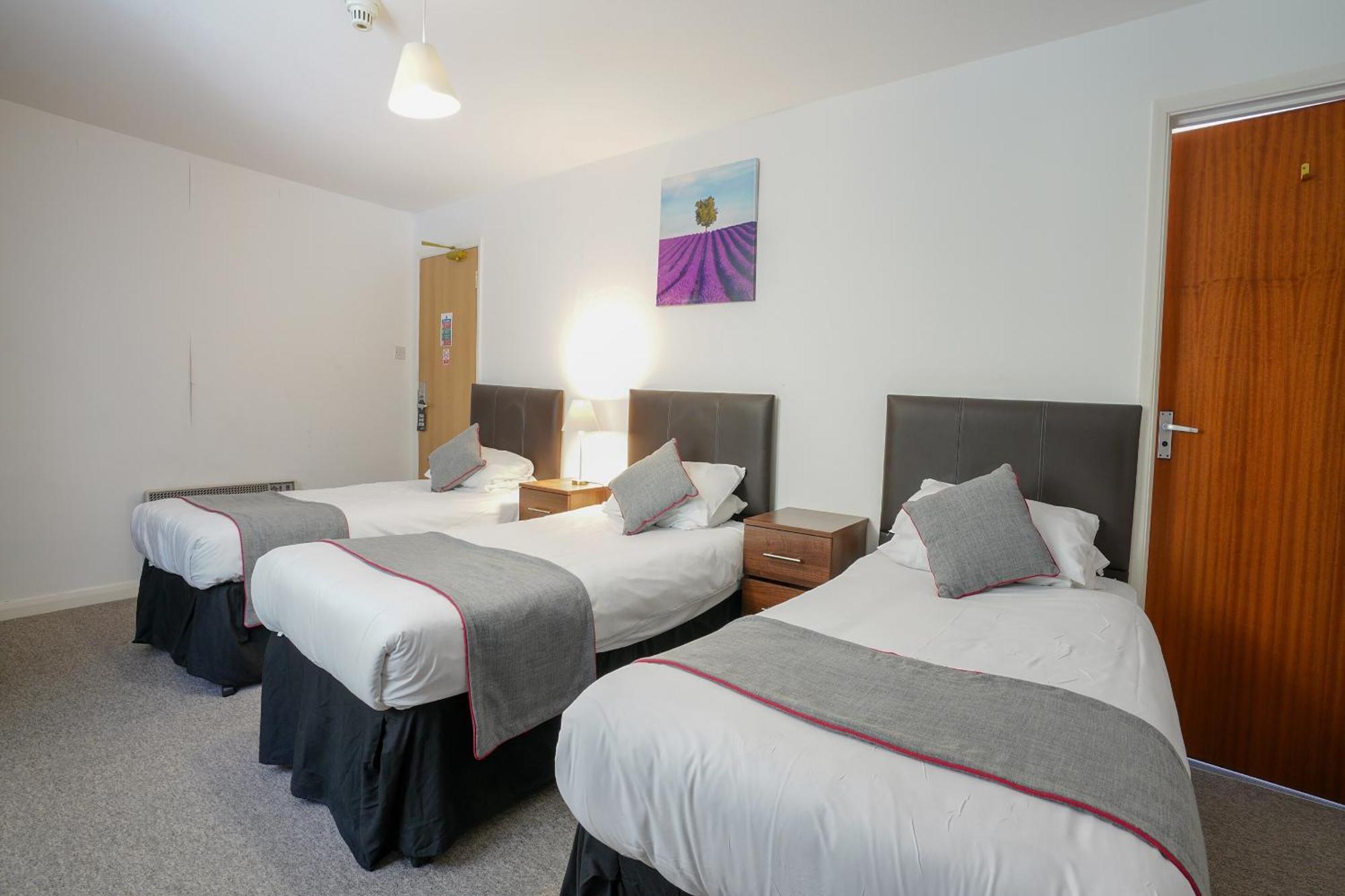 Oyo Shanklin Beach Hotel Екстер'єр фото