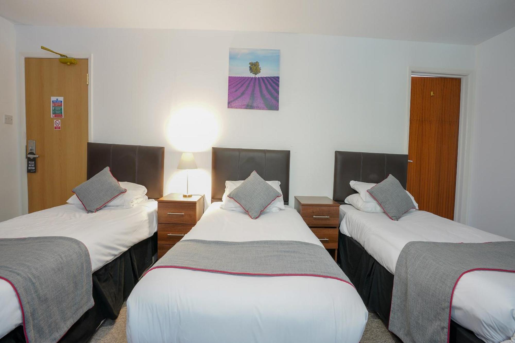Oyo Shanklin Beach Hotel Екстер'єр фото